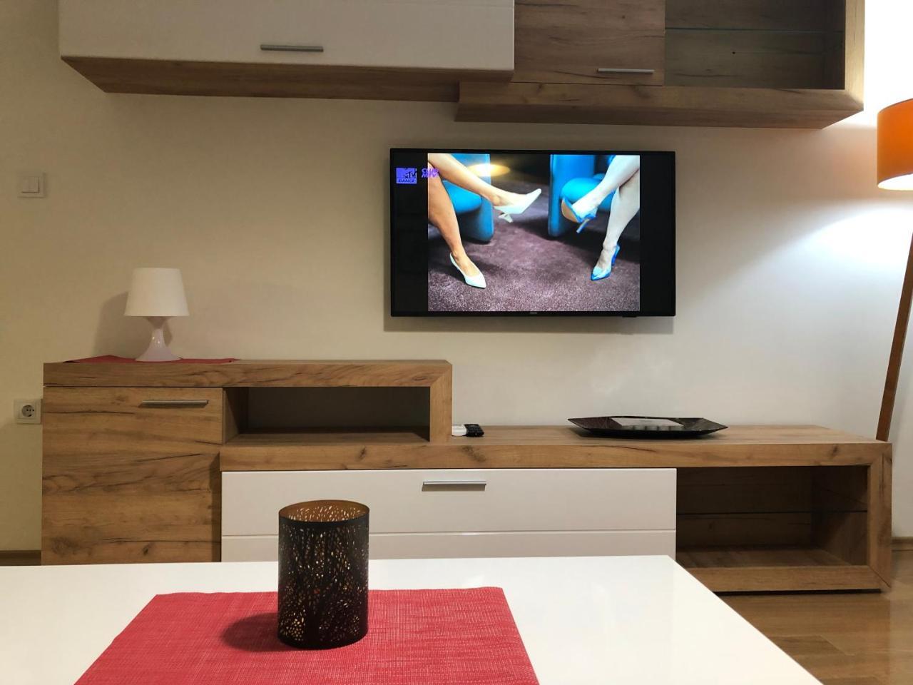 Ole Apartment I - In The City Center Скопие Екстериор снимка